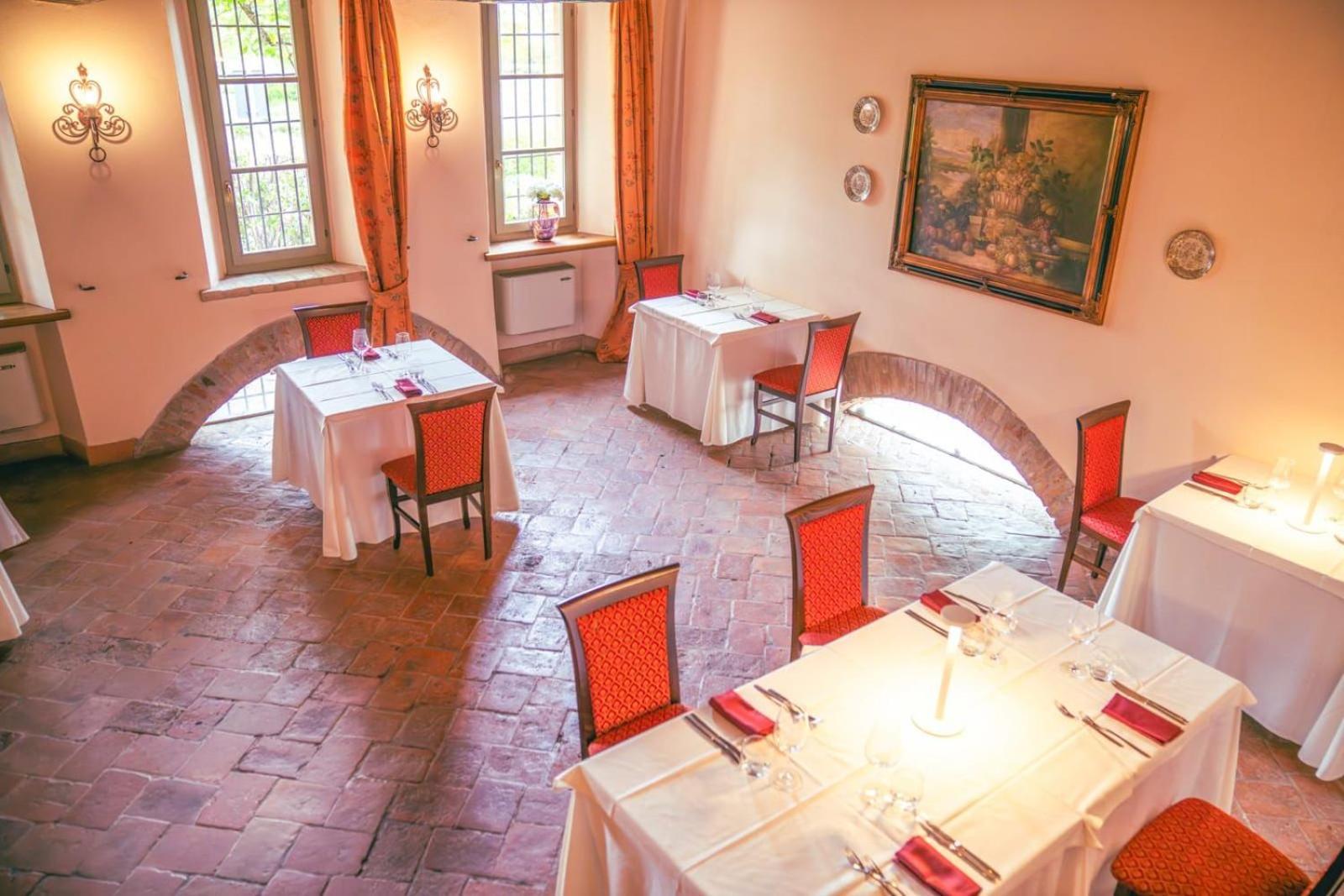 Hotel La Tavola Rotonda Cortemaggiore Esterno foto