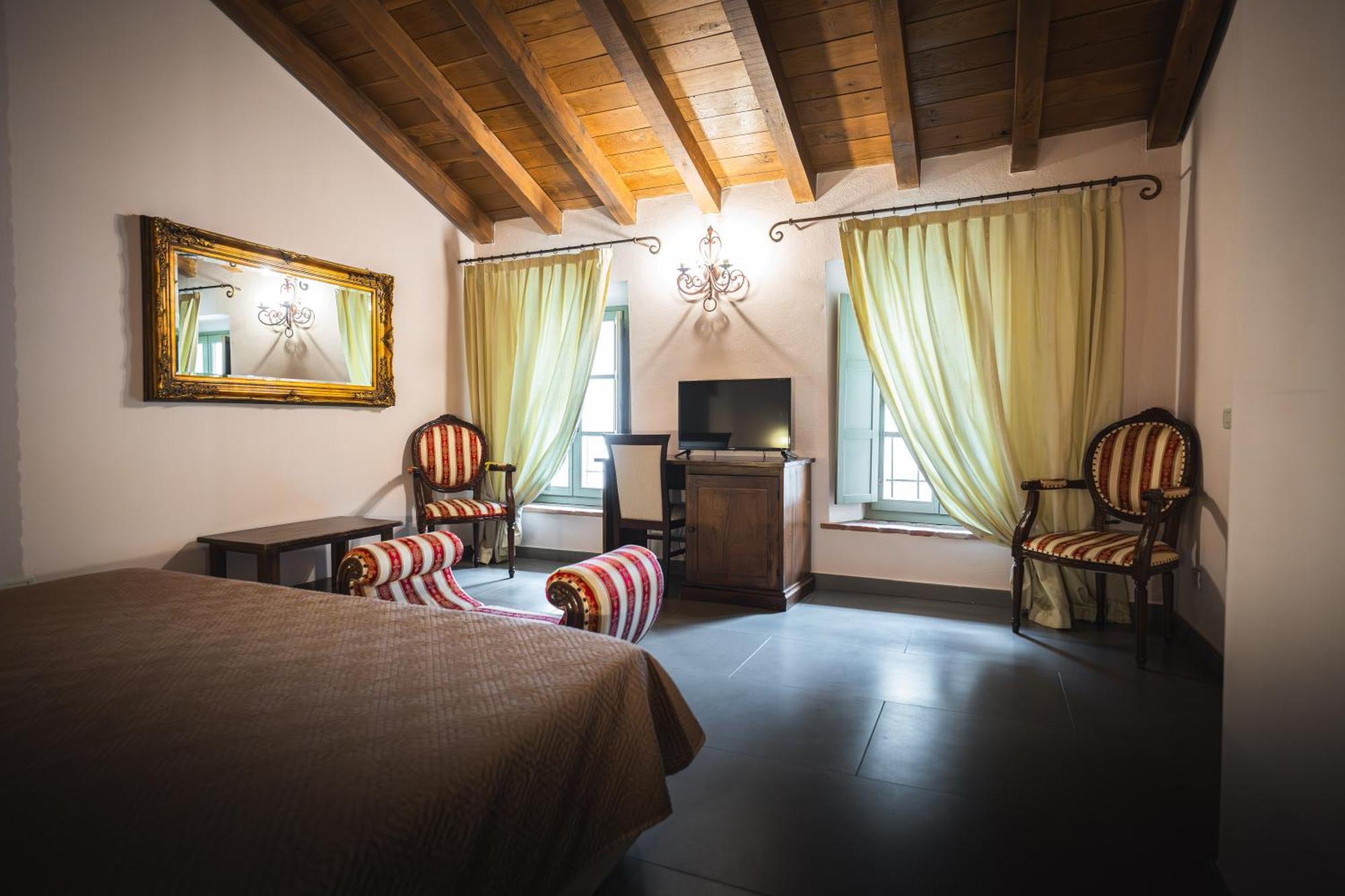 Hotel La Tavola Rotonda Cortemaggiore Esterno foto