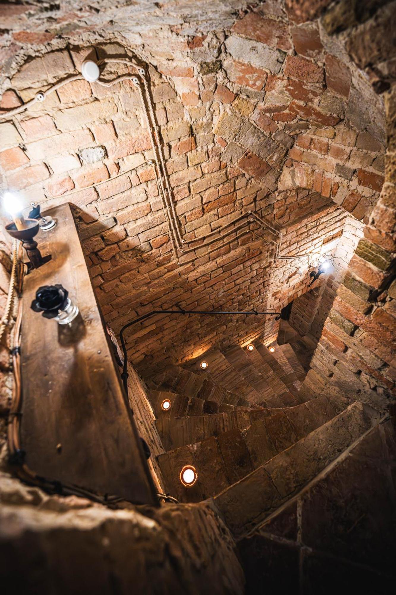 Hotel La Tavola Rotonda Cortemaggiore Esterno foto